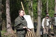 Uczestnicy akcji wspólnego sadzenia lasu, Szkółka leśna „Orlik” na terenie Nadleśnictwa Knyszyn 